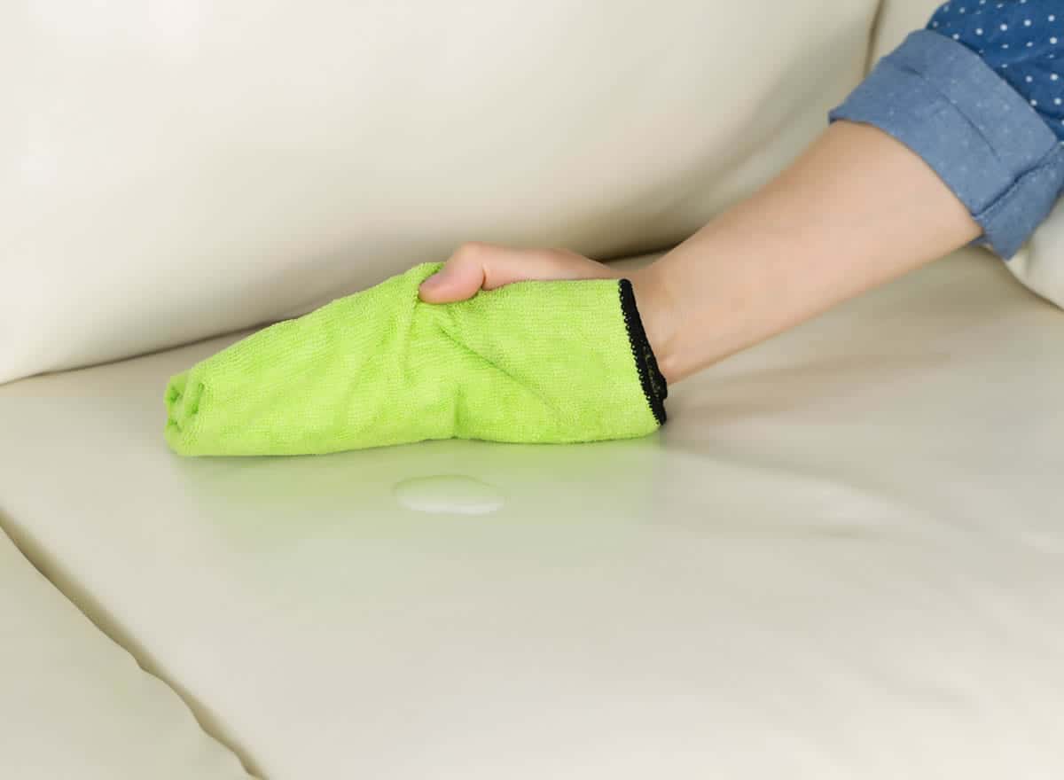 easily cleaning white leather with simple home remedies