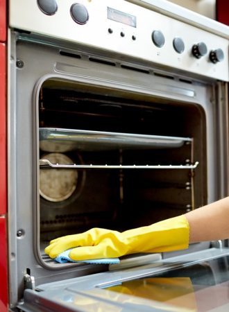 Benefits Of Vinegar Perfect For Oven Cleaning 330x450 